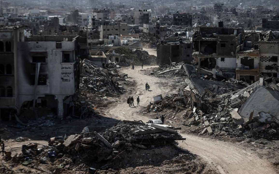منظر يبعث على الحزن لمدينة خان يونس التي حولتها هجمات الجيش الإسرائيلي، المستمرة لأسابيع، إلى خراب.