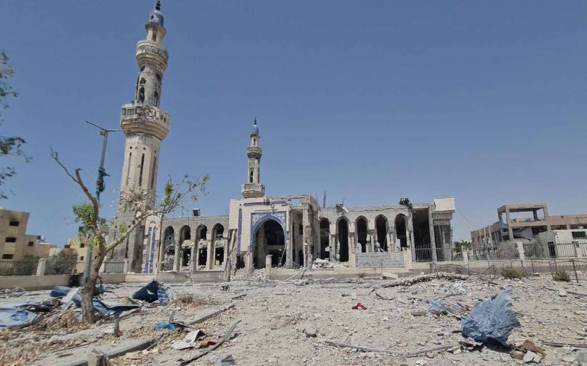 Due to the Israeli army's ground and air attacks, the Taiba Mosque in the city sustained severe damage.
